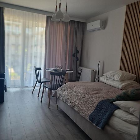 Green Apartament Dziwnow Bagian luar foto