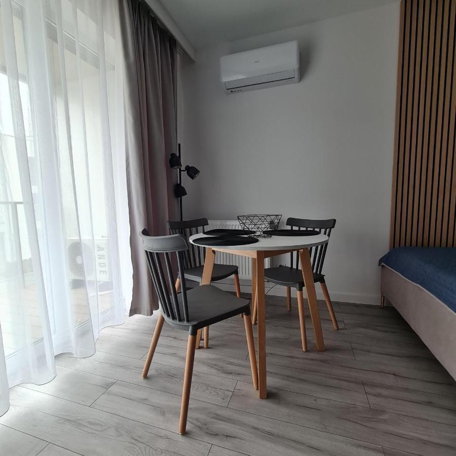 Green Apartament Dziwnow Bagian luar foto